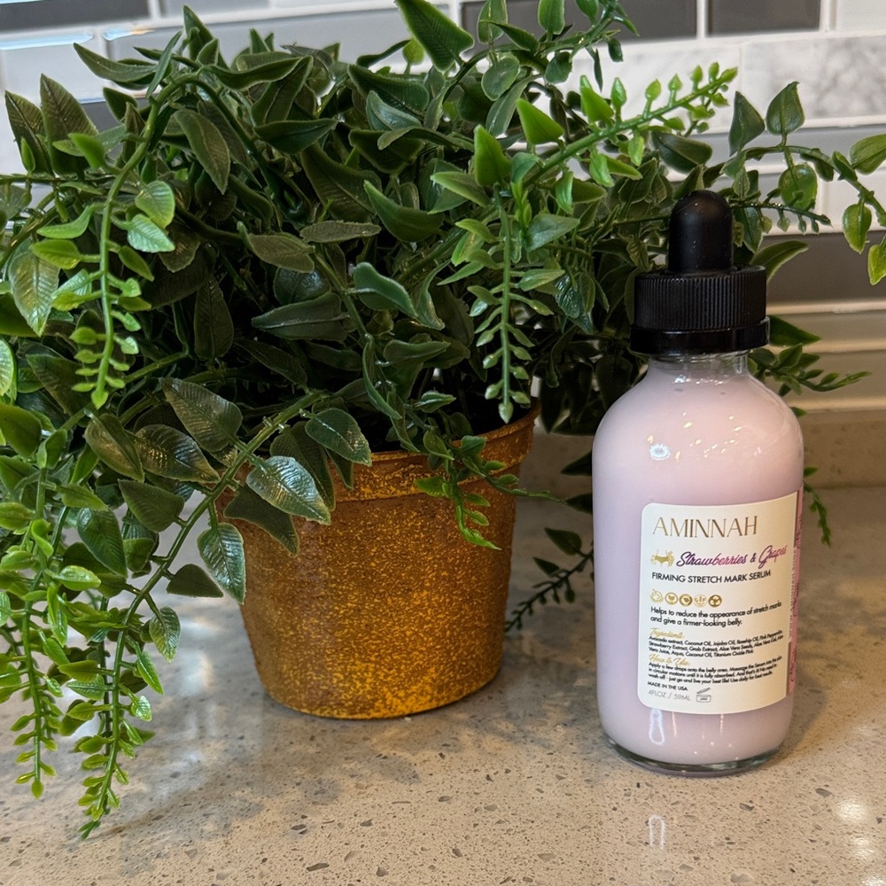 AMINNAH - Strawberries & Grapes Firming Stretch Mark Serum